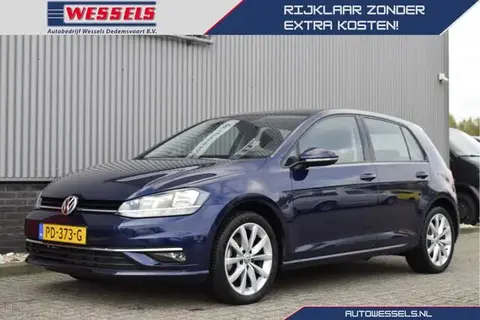 Used VOLKSWAGEN GOLF Petrol 2017 Ad 