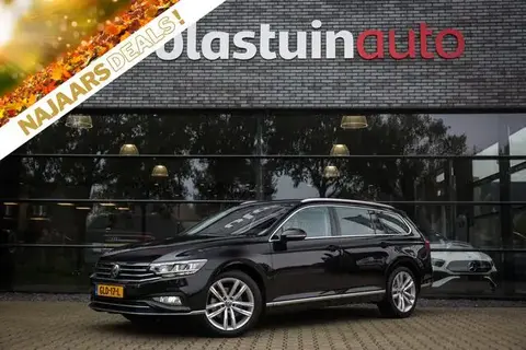 Used VOLKSWAGEN PASSAT Petrol 2021 Ad 