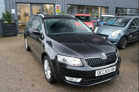 Annonce SKODA OCTAVIA Essence 2017 d'occasion 