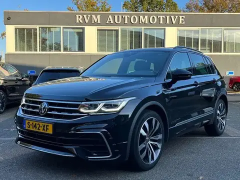 Used VOLKSWAGEN TIGUAN Petrol 2022 Ad 