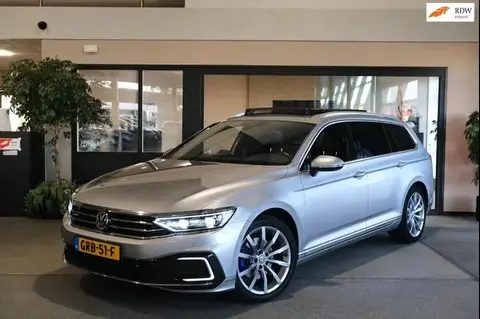 Used VOLKSWAGEN PASSAT Hybrid 2020 Ad 