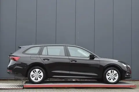 Used SKODA OCTAVIA Hybrid 2022 Ad 