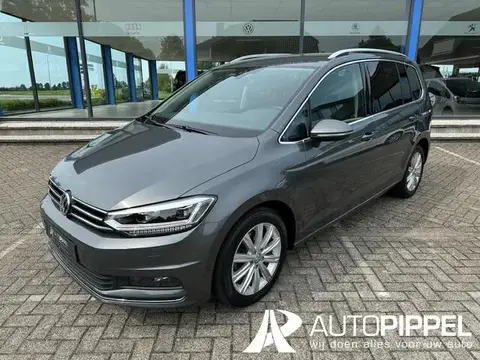 Used VOLKSWAGEN TOURAN Petrol 2019 Ad 