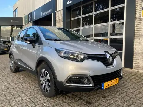 Used RENAULT CAPTUR Petrol 2016 Ad 