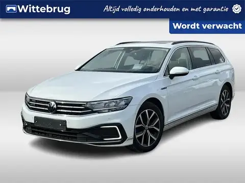 Used VOLKSWAGEN PASSAT Hybrid 2021 Ad 