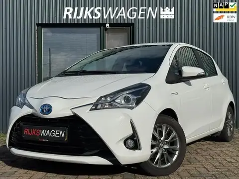 Used TOYOTA YARIS Hybrid 2018 Ad 