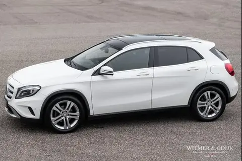 Annonce MERCEDES-BENZ CLASSE GLA Essence 2015 d'occasion 