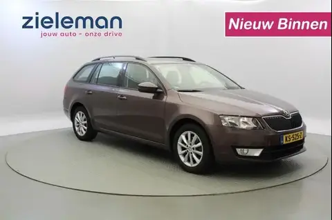 Annonce SKODA OCTAVIA Essence 2016 d'occasion 