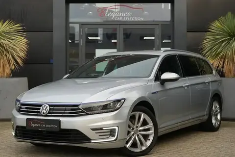 Used VOLKSWAGEN PASSAT Hybrid 2015 Ad 