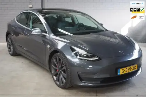 Used TESLA MODEL 3 Electric 2019 Ad 