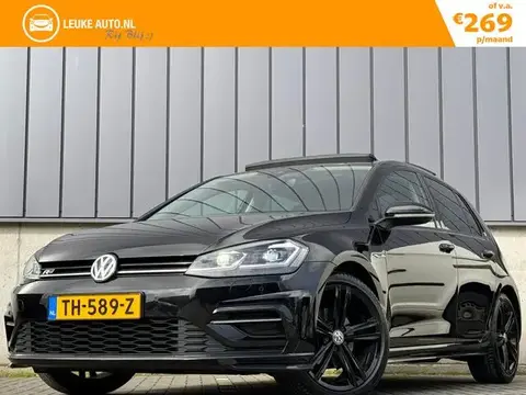 Used VOLKSWAGEN GOLF Petrol 2017 Ad 