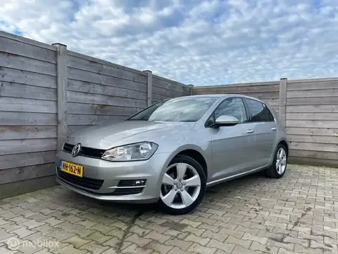 Used VOLKSWAGEN GOLF Petrol 2015 Ad 