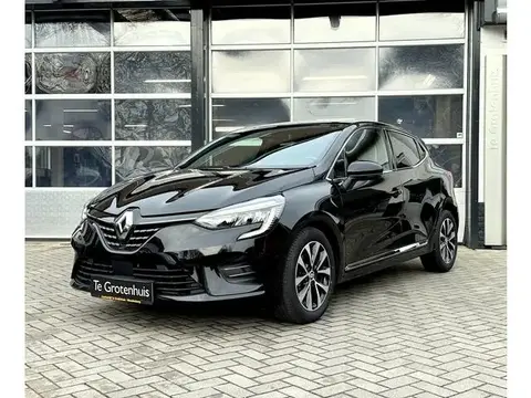 Used RENAULT CLIO Petrol 2023 Ad 