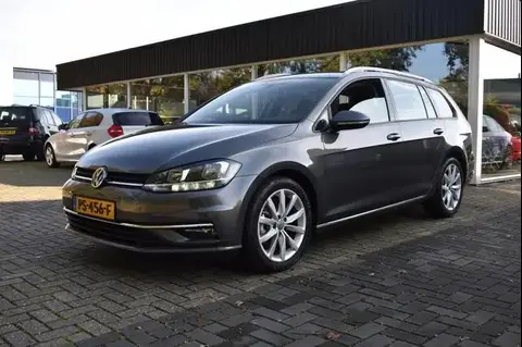 Used VOLKSWAGEN GOLF Petrol 2017 Ad 