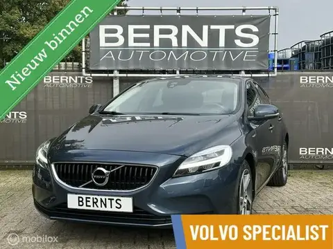 Annonce VOLVO V40 Essence 2019 d'occasion 