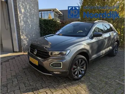 Used VOLKSWAGEN T-ROC Petrol 2018 Ad 