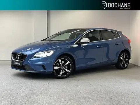 Annonce VOLVO V40 Essence 2019 d'occasion 