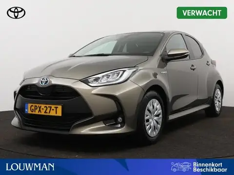 Used TOYOTA YARIS Hybrid 2021 Ad 