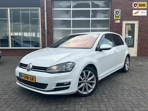 Used VOLKSWAGEN GOLF Petrol 2016 Ad 