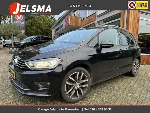 Used VOLKSWAGEN GOLF Petrol 2017 Ad 