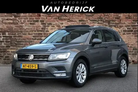 Used VOLKSWAGEN TIGUAN Petrol 2017 Ad 