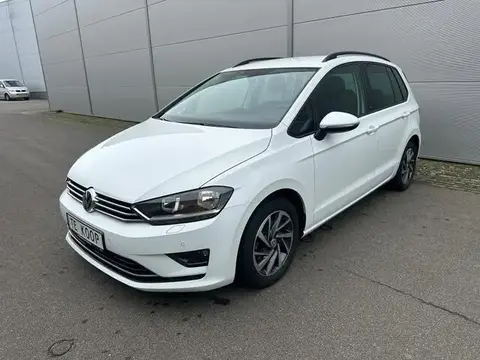 Used VOLKSWAGEN GOLF Petrol 2017 Ad 