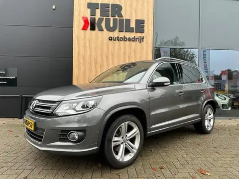 Used VOLKSWAGEN TIGUAN Petrol 2015 Ad 