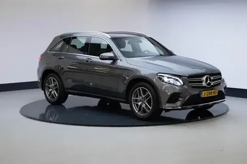 Used MERCEDES-BENZ CLASSE GLC Petrol 2017 Ad 