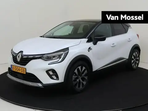 Used RENAULT CAPTUR Hybrid 2023 Ad 