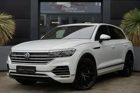 Used VOLKSWAGEN TOUAREG Hybrid 2022 Ad 