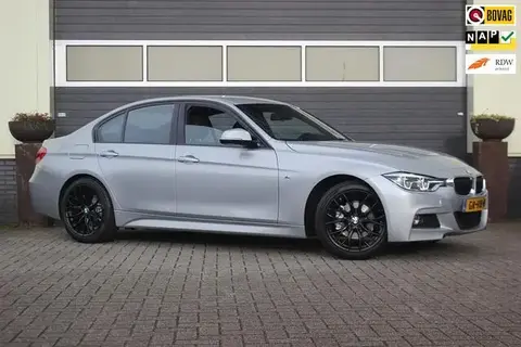 Used BMW SERIE 3 Petrol 2015 Ad 