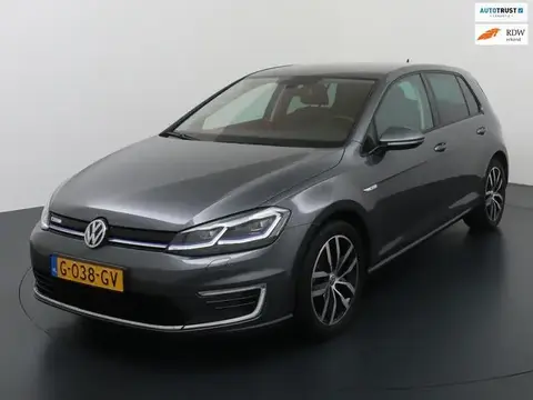 Used VOLKSWAGEN GOLF Electric 2019 Ad 