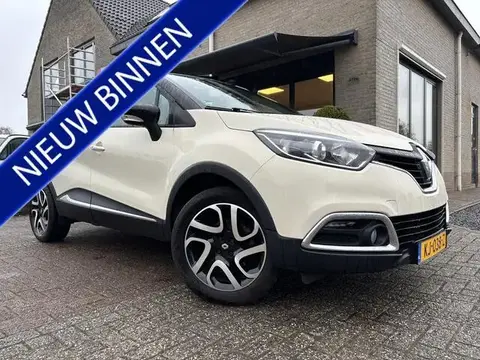 Used RENAULT CAPTUR Petrol 2016 Ad 