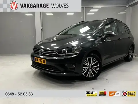 Used VOLKSWAGEN GOLF Petrol 2016 Ad 