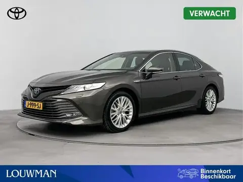 Used TOYOTA CAMRY Hybrid 2020 Ad 