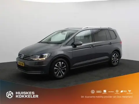 Used VOLKSWAGEN TOURAN Petrol 2021 Ad 