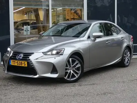 Used LEXUS IS Hybrid 2018 Ad 