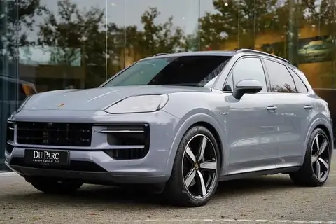 Used PORSCHE CAYENNE Hybrid 2024 Ad 