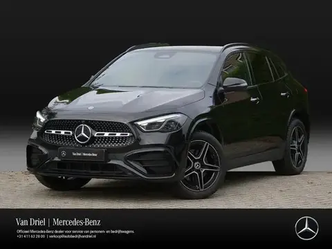 Used MERCEDES-BENZ CLASSE GLA Hybrid 2024 Ad 