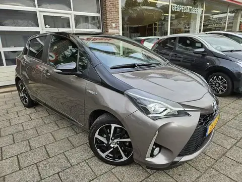 Used TOYOTA YARIS Hybrid 2019 Ad 