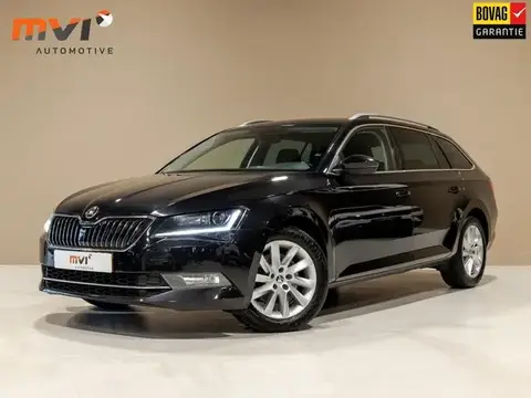 Annonce SKODA SUPERB Essence 2018 d'occasion 