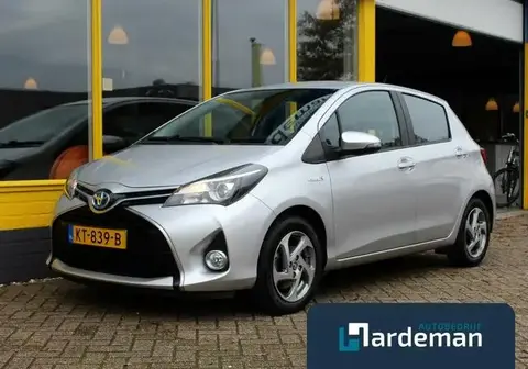 Used TOYOTA YARIS Hybrid 2016 Ad 