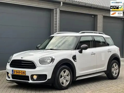 Annonce MINI COUNTRYMAN Essence 2017 d'occasion 