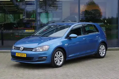 Used VOLKSWAGEN GOLF Petrol 2016 Ad 