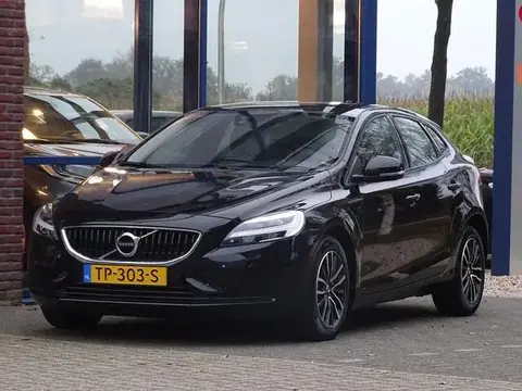 Used VOLVO V40 Petrol 2018 Ad 