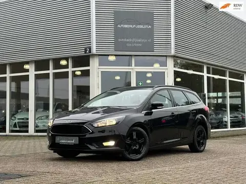 Annonce FORD FOCUS Essence 2015 d'occasion 