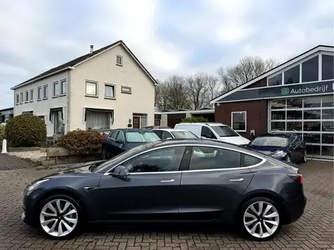 Used TESLA MODEL 3 Electric 2019 Ad 