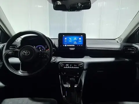 Used TOYOTA YARIS Hybrid 2024 Ad 