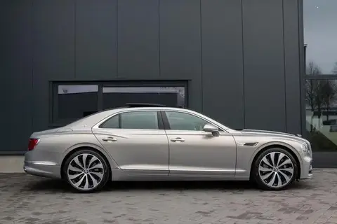 Annonce BENTLEY FLYING SPUR Essence 2021 d'occasion 