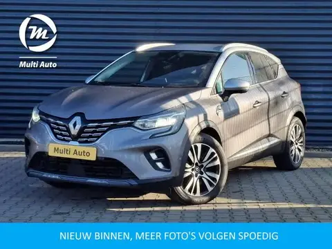 Used RENAULT CAPTUR Hybrid 2021 Ad 